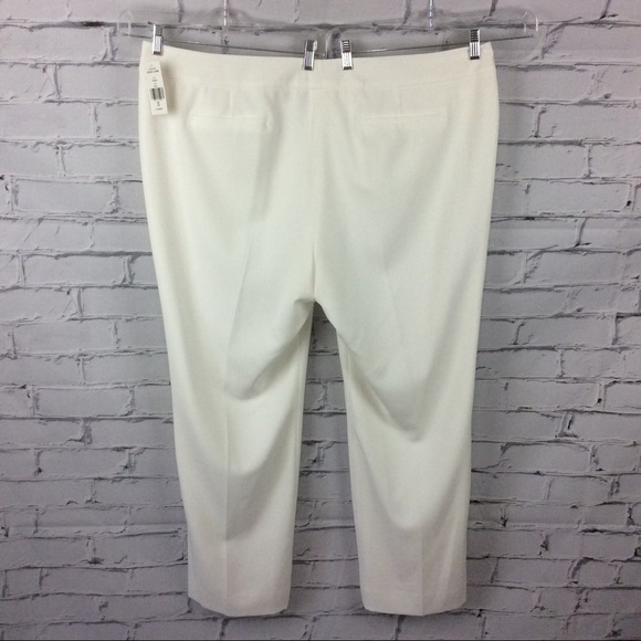 Tahari ASL Ruffle Shawl Collar Pant Suit, Size 22W - Picture 13 of 16